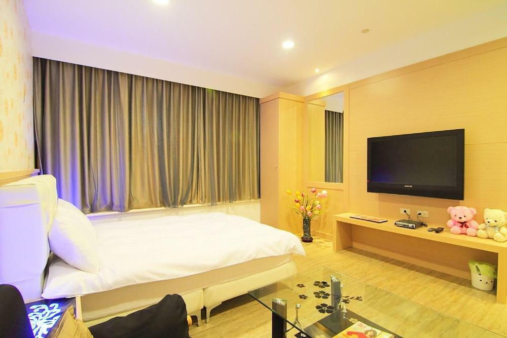 Apartamento 85 Pries Kaohsiung Exterior foto
